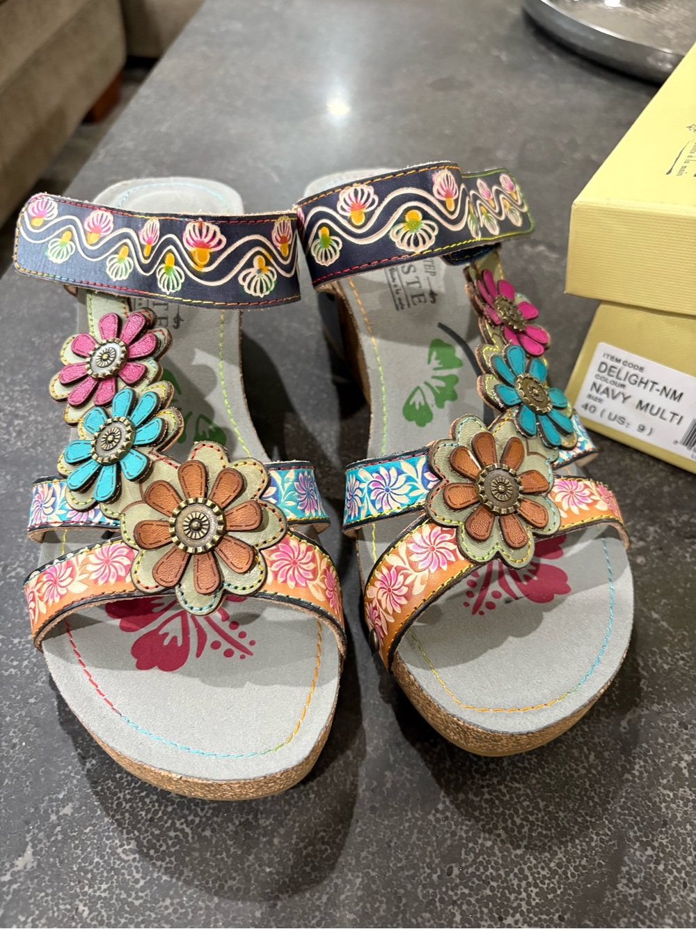 L’ARTISTE Delight by Spring Step Leather Floral Cork Wedge Sandals Sz 40 US 9 - Picture 3 of 10